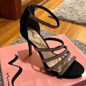 Nina-Renea black with rinestones